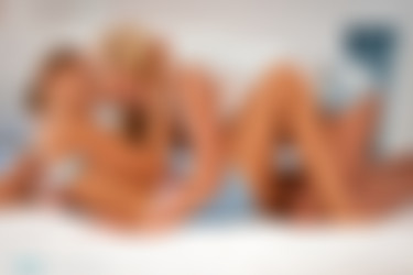 Ivana Sugar & Jessika Lux/6239010.jpg